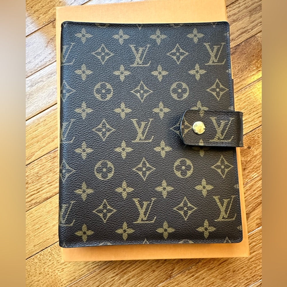 LV large ring cover agenda